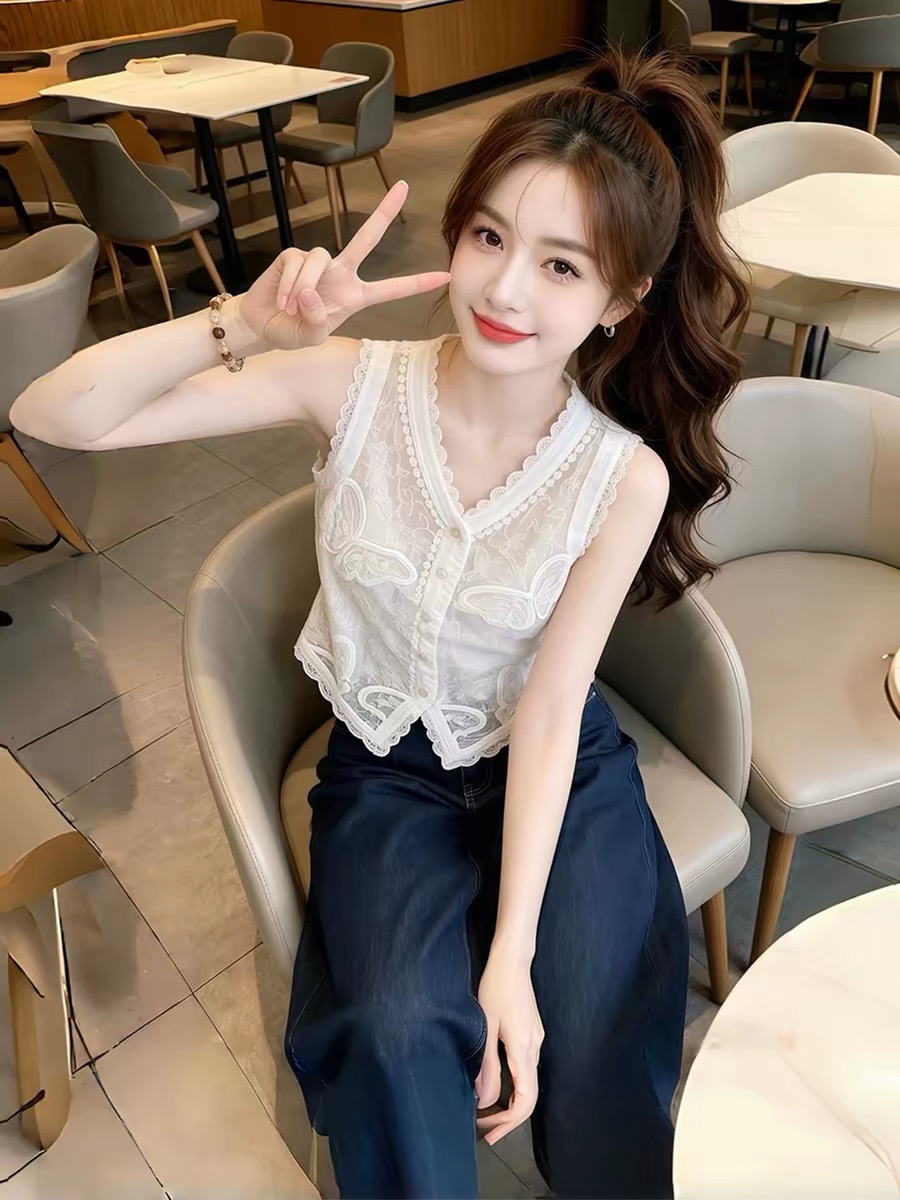 White V-Neck Slim Lace Cami Top for Women 2026 Summer