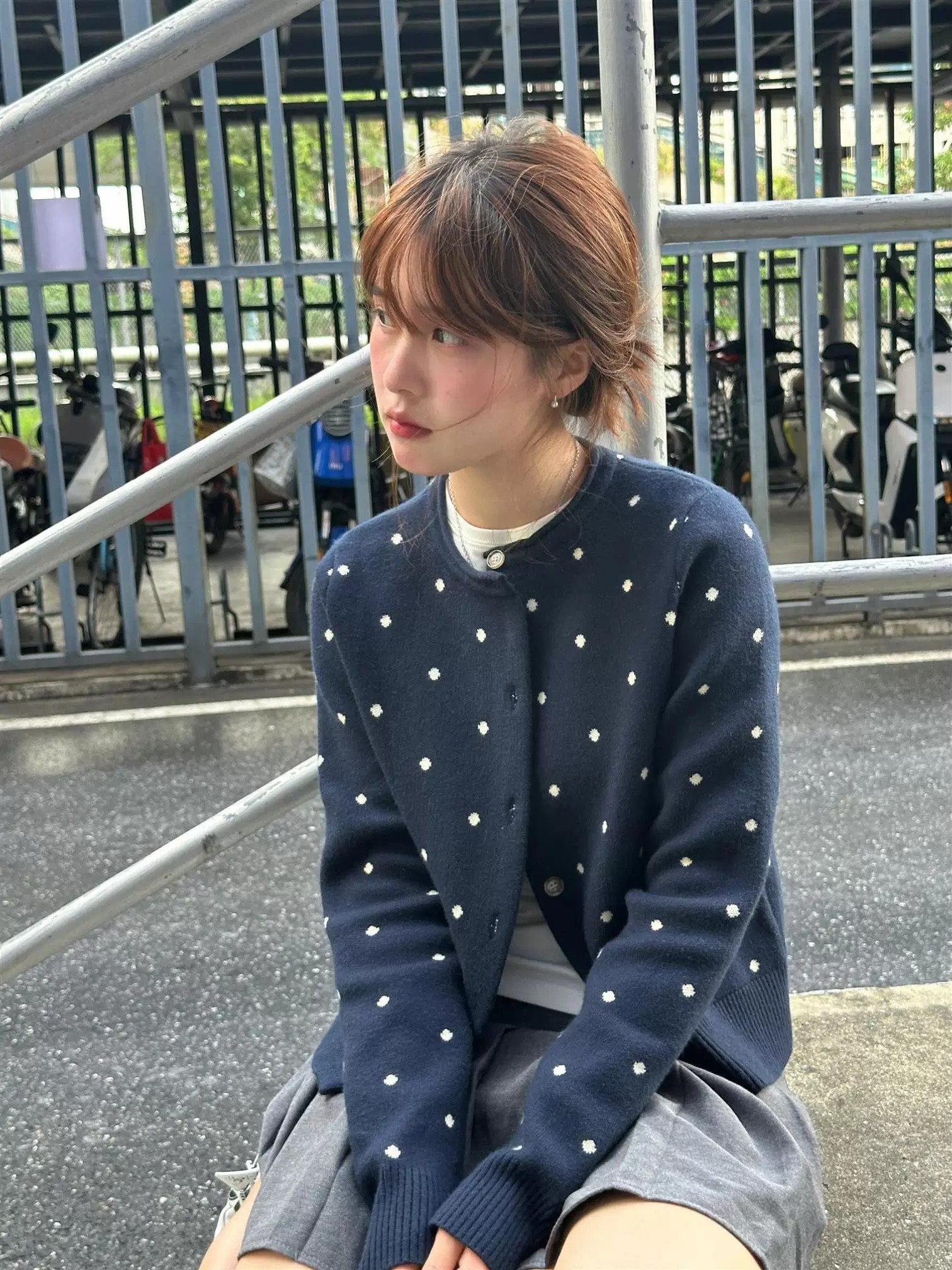 Navy Vintage Polka Dot Print Knit Cardigan for Women - Image 4