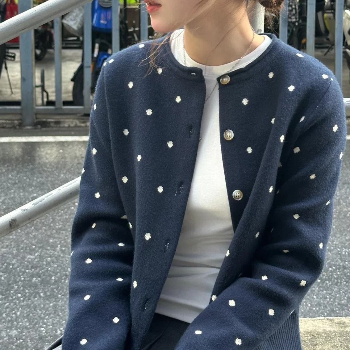 Navy Vintage Polka Dot Print Knit Cardigan for Women - Image 5